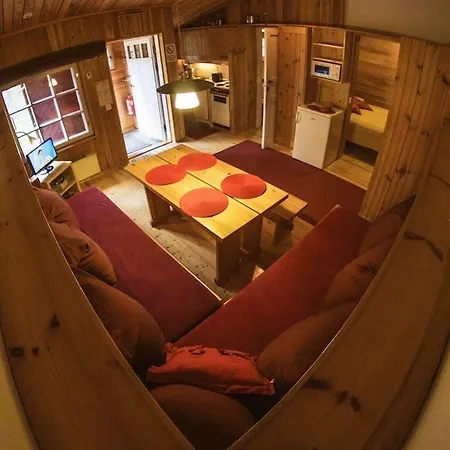 公寓 Kuukkeli Tokka *